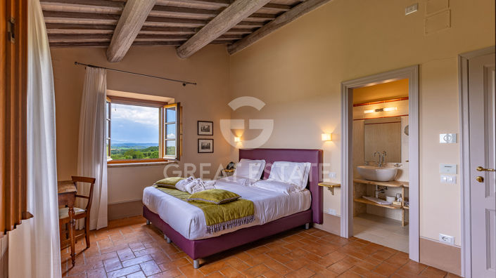 Image No.59-8 Bed Country House for sale