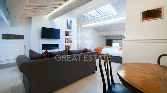 Image No.17-3 Bed Property for sale