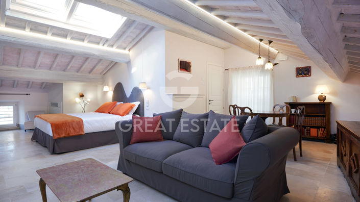 Image No.18-3 Bed Property for sale