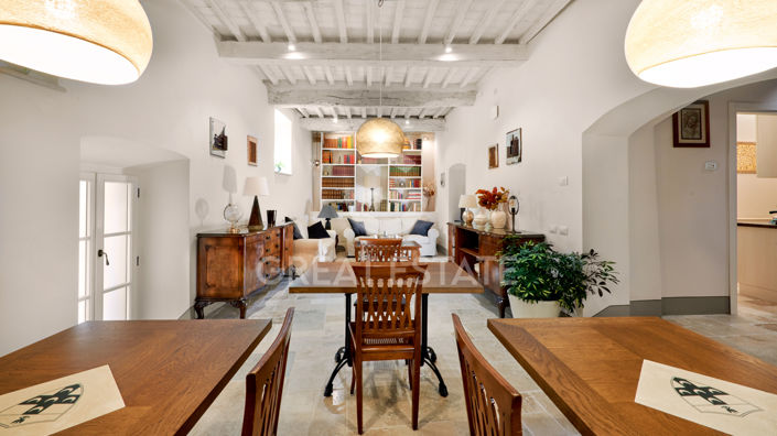 Image No.3-3 Bed Property for sale