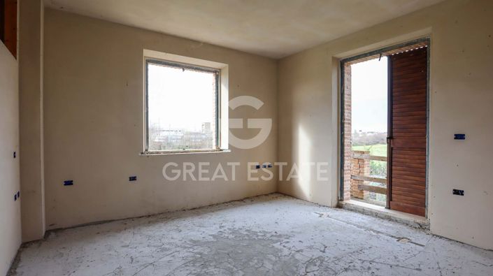 Image No.2-Maison de campagne de 4 chambres à vendre à Castiglione del Lago