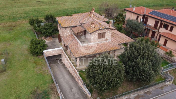 Image No.3-Maison de campagne de 4 chambres à vendre à Castiglione del Lago