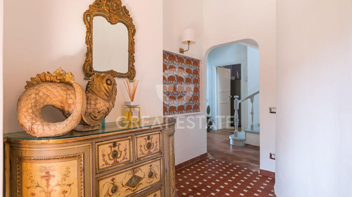 Image No.27-7 Bed Villa for sale