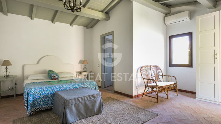 Image No.38-7 Bed Villa for sale