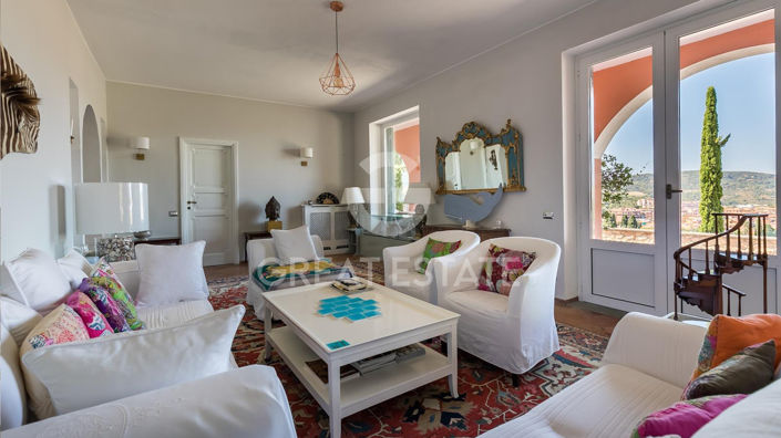 Image No.5-7 Bed Villa for sale