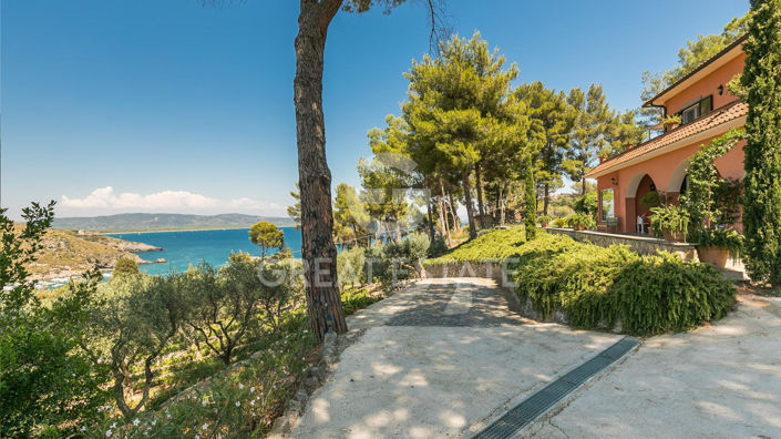 Image No.7-7 Bed Villa for sale