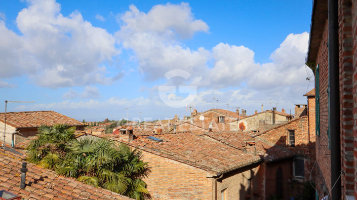 Image No.23-3 Bed Property for sale