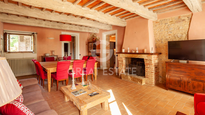 Image No.2-Maison de campagne de 6 chambres à vendre à Citta della Pieve