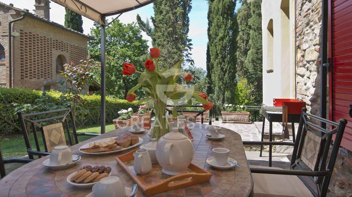 Image No.13-5 Bed Country House for sale