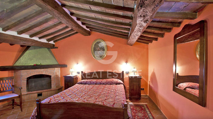 Image No.18-5 Bed Country House for sale