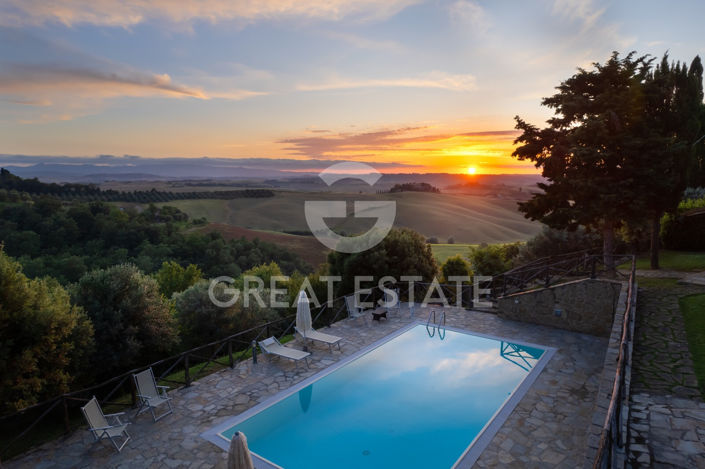 Image No.21-5 Bed Country House for sale