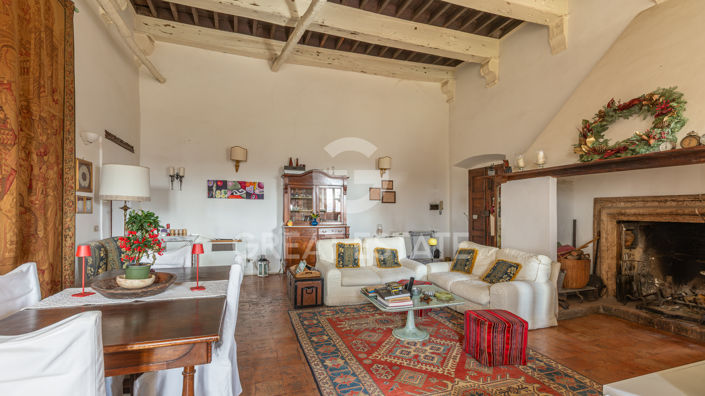 Image No.2-3 Bed Property for sale