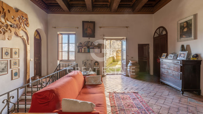 Image No.20-3 Bed Property for sale