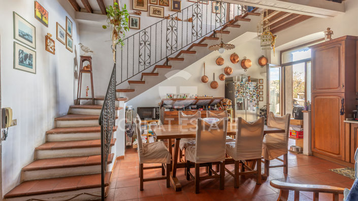 Image No.24-3 Bed Property for sale