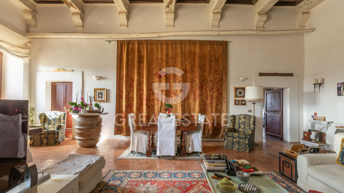 Image No.6-3 Bed Property for sale