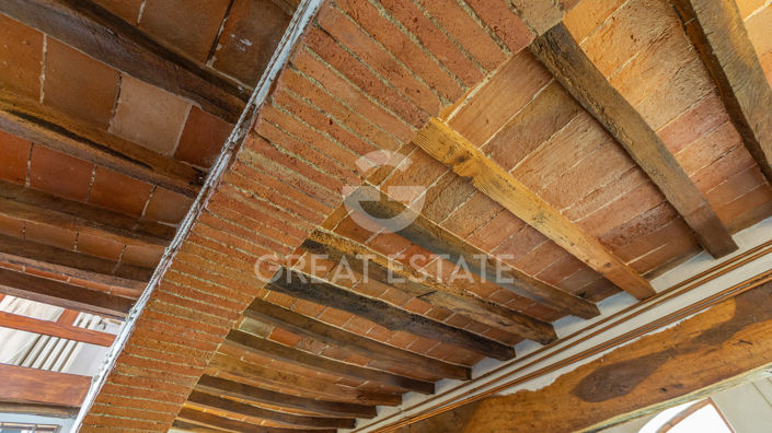 Image No.17-4 Bed Country House for sale