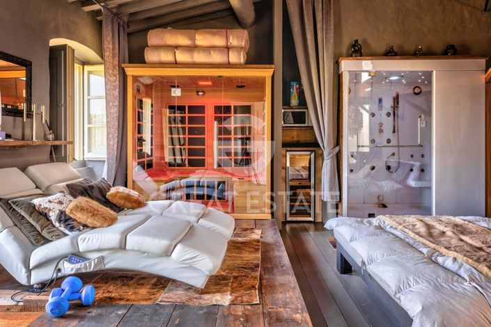 Image No.23-4 Bed Country House for sale