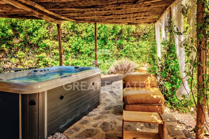 Image No.8-4 Bed Country House for sale