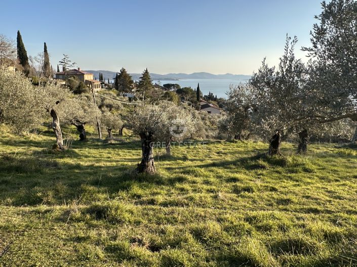 Image No.9-4 Bed Villa for sale