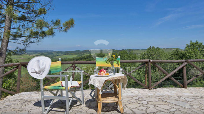 Image No.9-3 Bed Country House for sale