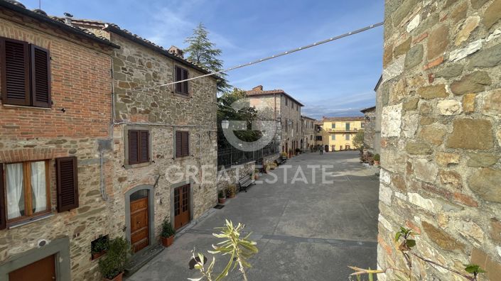 Image No.15-4 Bed Property for sale