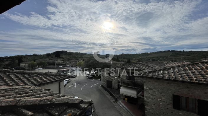 Image No.16-4 Bed Property for sale