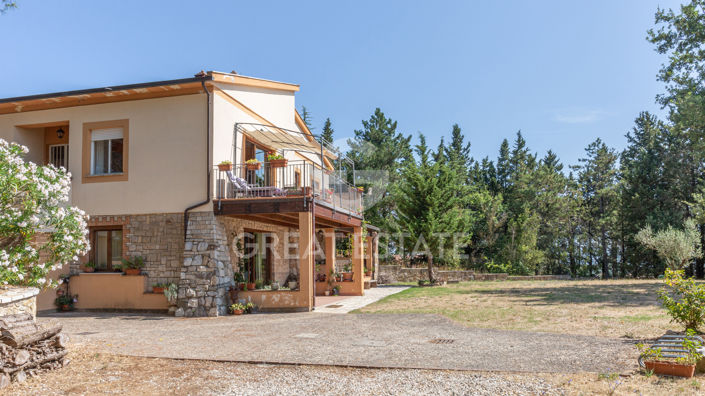 Image No.13-5 Bed Country House for sale