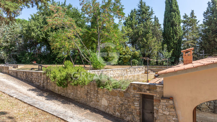 Image No.21-5 Bed Country House for sale