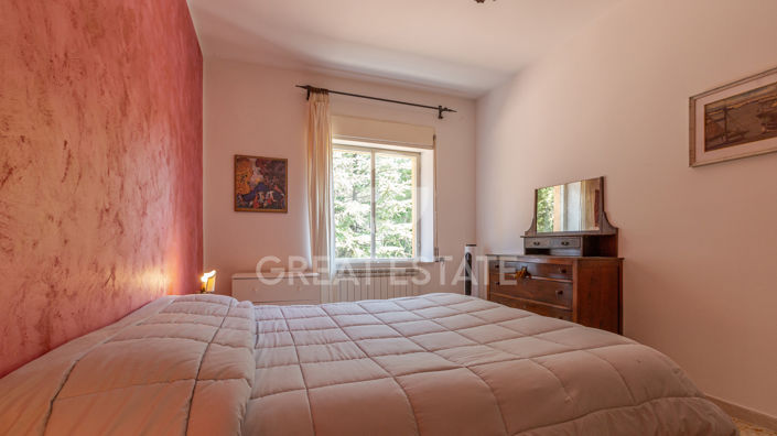 Image No.35-5 Bed Country House for sale