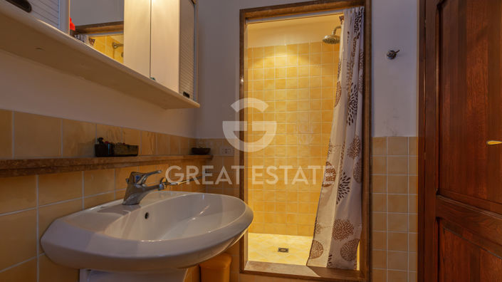 Image No.41-5 Bed Country House for sale