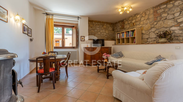 Image No.44-5 Bed Country House for sale