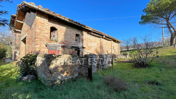 Image No.11-4 Bed Country House for sale