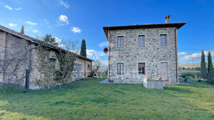 Image No.8-4 Bed Country House for sale