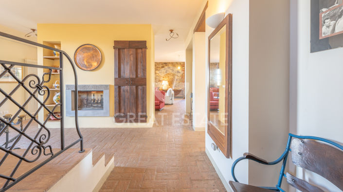 Image No.45-Maison de campagne de 5 chambres à vendre à Castiglione del Lago