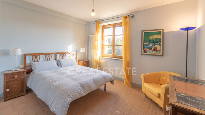 Image No.48-Maison de campagne de 5 chambres à vendre à Castiglione del Lago