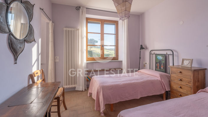 Image No.58-Maison de campagne de 5 chambres à vendre à Castiglione del Lago