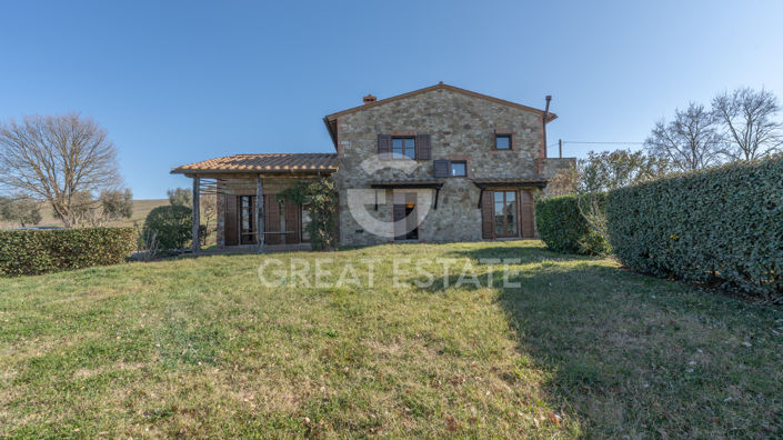 Image No.7-Maison de campagne de 5 chambres à vendre à Castiglione del Lago