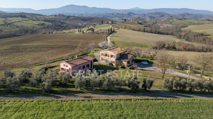 Image No.9-Maison de campagne de 5 chambres à vendre à Castiglione del Lago