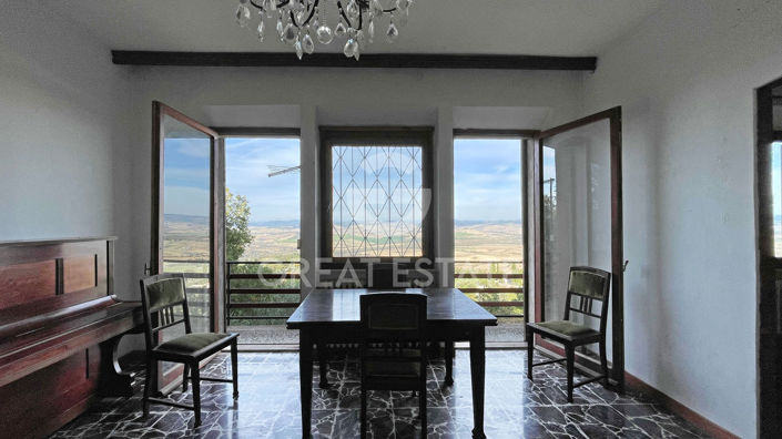 Image No.2-Maison de campagne de 5 chambres à vendre à Sienne