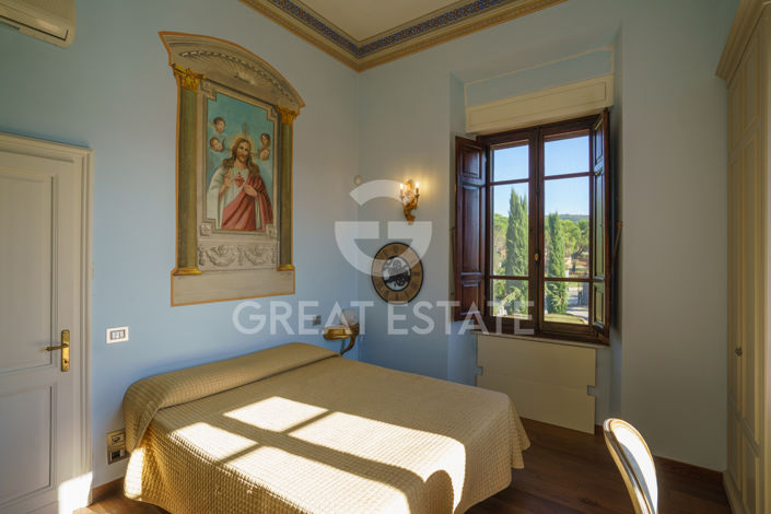 Image No.16-7 Bed Villa for sale