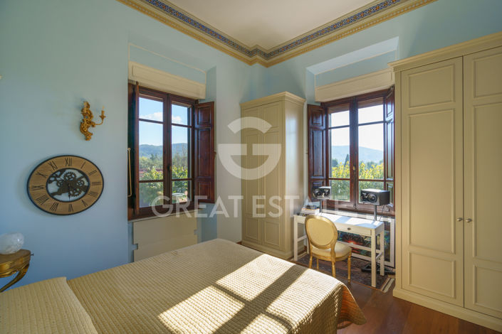 Image No.17-7 Bed Villa for sale