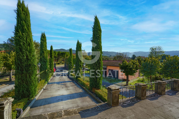 Image No.20-7 Bed Villa for sale