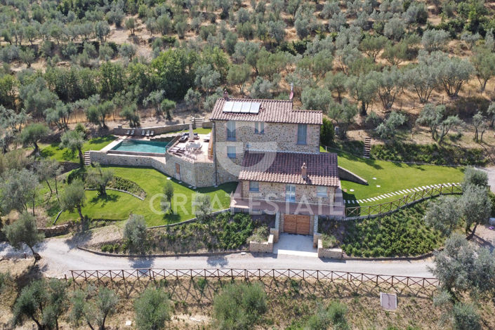 Image No.9-5 Bed Country House for sale