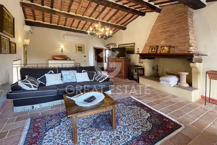 Image No.14-5 Bed Country House for sale