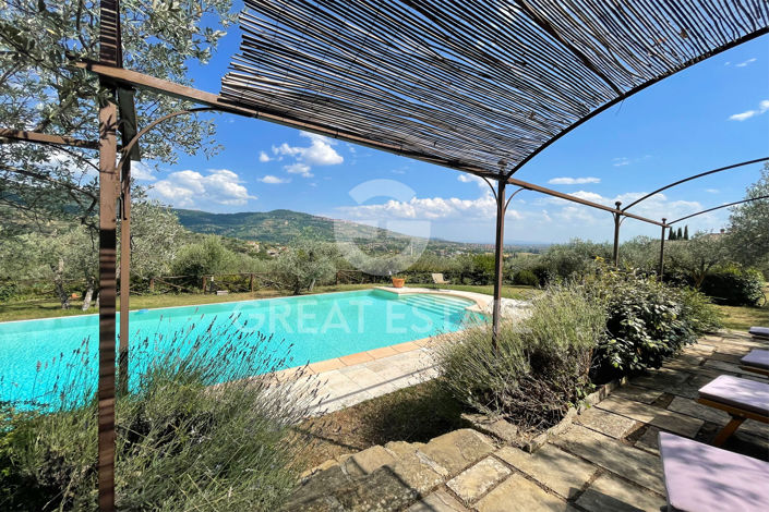 Image No.21-5 Bed Country House for sale