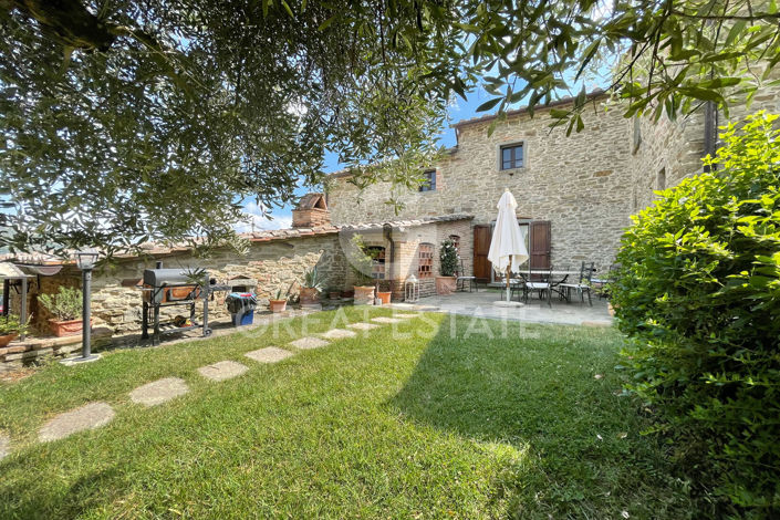 Image No.10-5 Bed Country House for sale