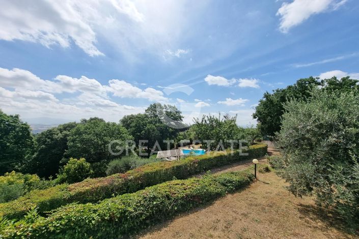 Image No.12-Maison de campagne de 4 chambres à vendre à Monte San Savino