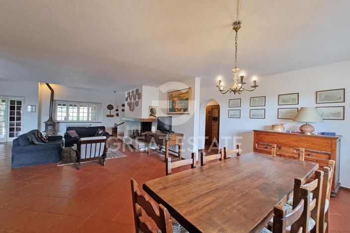 Image No.19-Maison de campagne de 4 chambres à vendre à Monte San Savino