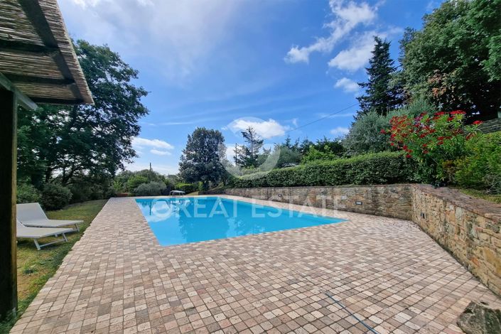 Image No.34-Maison de campagne de 4 chambres à vendre à Monte San Savino