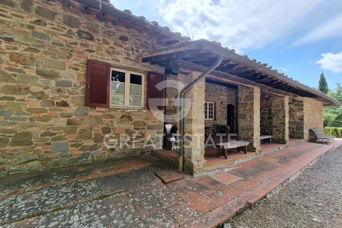 Image No.9-Maison de campagne de 4 chambres à vendre à Monte San Savino